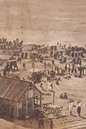 Wyprzedaż Wijk aan Zee Stand met badgasten en strandtenten 1930 HC25005