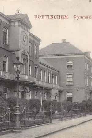 Doetinchem Van Nispenstraat Gymnasium School Hondenkar 1919 HC24948 Najlepsza cena