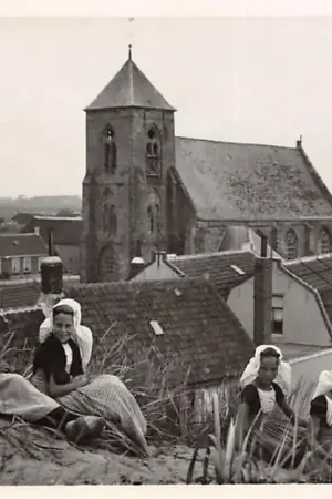 Niska cena Zoutelande Echt Zoutelande Molen Meisjes in klederdracht Walcheren Veere HC24735