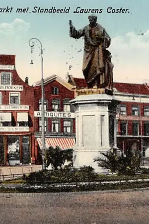 Haarlem Groote Markt met Standbeeld Laurens Coster HC24621 Ekspresowa dostawa
