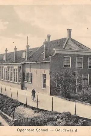 Goudswaard Openbare School Hoeksche Waard HC24299 Zamów teraz