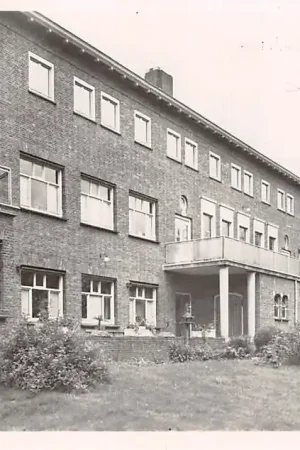 Popularny Oudenbosch Instituut St. Louis Ziekenhuis 1948 HC24127