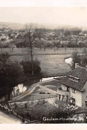 Tani Geulhem Geulem - Houthem bij Valkenburg (LB) Panorama 1951 HC24120