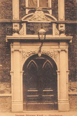 Zwrot pieniędzy Groningen Ingang Nieuwe Kerk HC23870