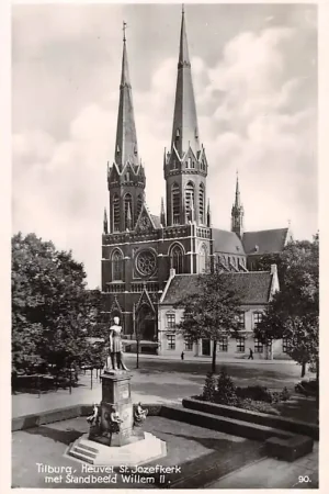 Tilburg Heuvel St. Jozef kerk met Standbeeld Willem II 1939 HC23567 Zwrot pieniędzy
