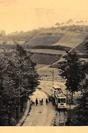 Nowość Berg en Dal Gezicht op Vossenberg met tram Bergspoor Nijmegen 1952 HC23281