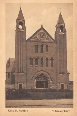 Wyprzedaż 's-Gravenhage Kerk H. Familie Kamperfoelieplein HC23256
