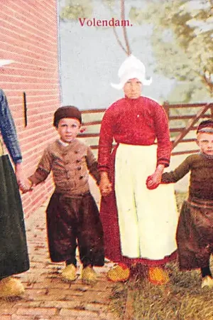 Oferta Volendam Moeder met kinderen in klederdracht HC23227