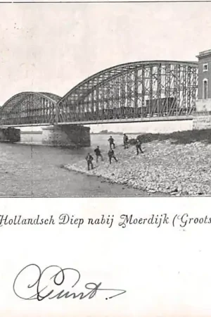 Dordrecht Moerdijk Spoorwegbrug over het Hollandsch Diep nabij Moerdijk Grootste brug van Nederland 1904 Stoomtrein Spoorwegen HC23193 Nowość