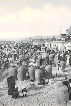 Scheveningen Strand Zee Badgasten en Boulevard 's-Gravenhage HC23373 Popularny