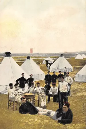 Niska cena Militair Infanterie in het Kamp Soldaten Na de oefeningen HC22683
