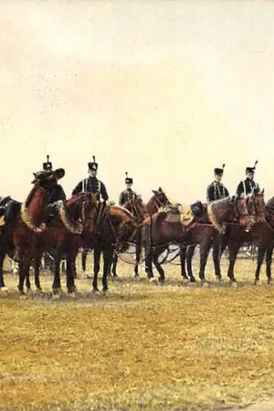 Militair Veld-Artillerie Paradeopstelling Soldaten te paard met geschut 1909 HC22671 Niska cena