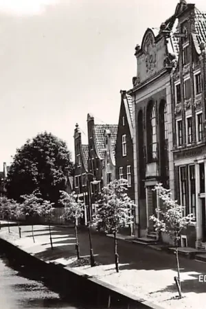 Edam Voorhaven met Evangelische Lutherse Kerk voor restauratie 1973 HC21900 Promocja