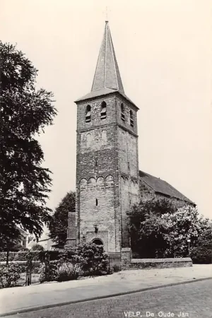 Velp De Oude Jan Kerk 1972 HC21859 Zwrot pieniędzy