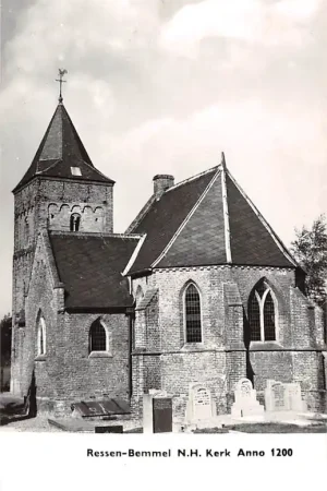 Wysoka jakość Ressen - Bemmel N.H. Kerk met begraafplaats 1970 Betuwe HC21850