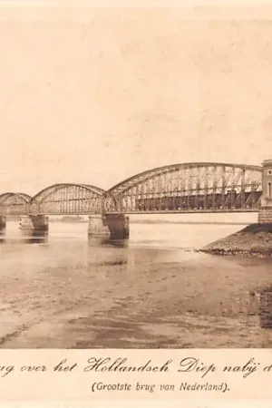 Moerdijk Spoorbrug over het Hollandsch Diep met stoomtrein (Grootste brug van Nederland) Dordrecht Spoorwegen Treinen HC21537 Ostatnia szansa