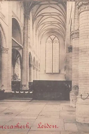 Leiden St. Pancras kerk Interieur HC21668 Tylko dziś