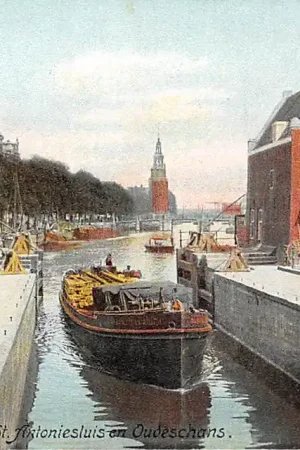 Amsterdam St. Antonie sluis en Oudeschans 1908 Binnenvaartschip Amstelland 1 Scheepvaart HC21352 Tylko dziś