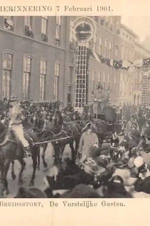 's-Gravenhage Herinnering 7 Februari 1901 De Bruidsstoet De Vorstelijke Gasten Koningshuis HC20689 Wyprzedaż