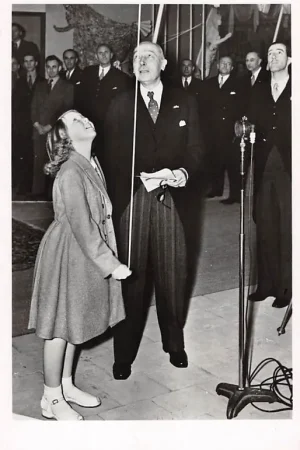 Utrecht Onthulling wapen in de Beatrix-hal van het Jaarbeursgebouw 29 Maart 1949 Koninklijk Huis HC19948 Oryginalny