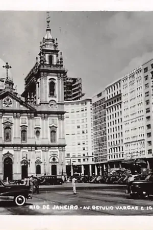 Brazilië Rio de Janeiro Av. Getulio Vargas e Igreja da Candelaria Auto Brasil Zuid-Amerika HC18794 Bezpieczna płatność