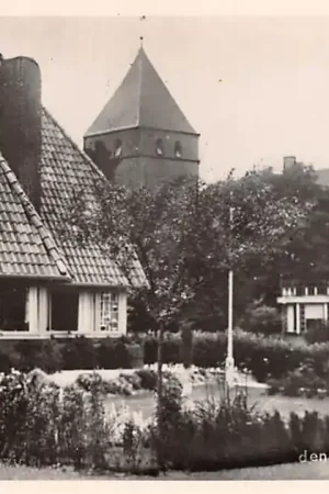 Den Ham (OV) Dorpsgezicht met kerk HC18215 Tani