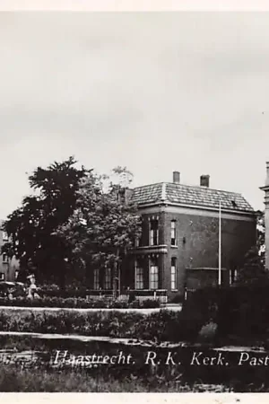 Haastrecht R.K. kerk Pastorie en R.K. School Vlist Krimpenerwaard HC18342 Najlepsza cena