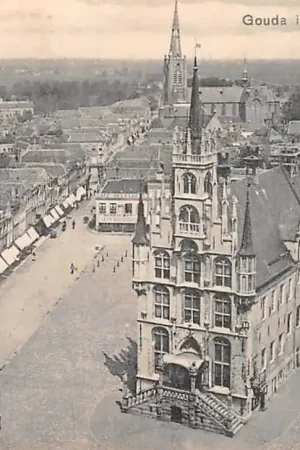 Kup teraz Gouda Markt in Vogelvlucht voor 1906 HC18266