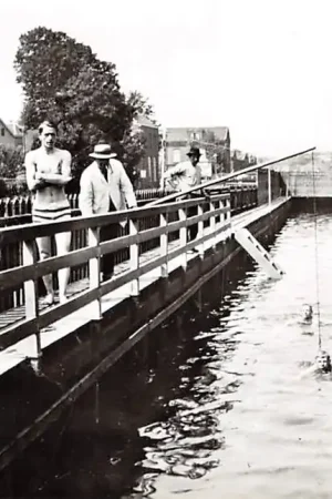 Rabat Zo was Dordrecht Zwemschool aan de Vest bij de Spuibrug 1908 Zwembad HC18192