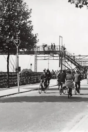 Niska cena Zo was Dordrecht Overweg Krispijn 1937 Spoorwegen HC18187