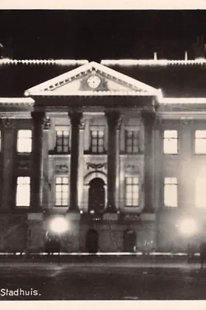 Wysoka jakość Groningen Het verlichte Stadhuis HC17950