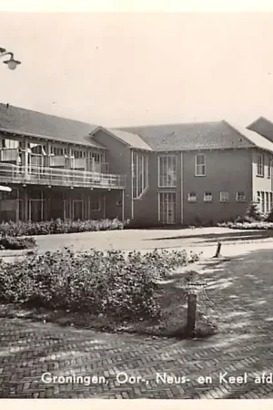 Groningen Academisch Ziekenhuis Oor-, Neus- en Keel afdeling 1955 HC17943 Kup teraz