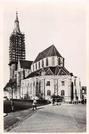 Delft Nieuwe Kerk in de steigers Buitenaanzicht 1947 HC17772 Darmowa dostawa