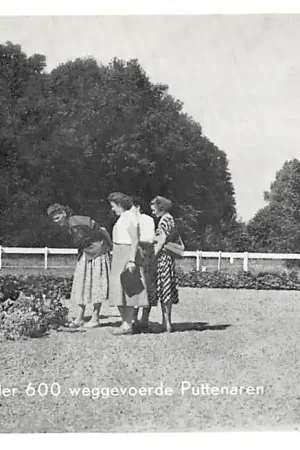 Oferta Putten Bij het monument der 600 weggevoerde Puttenaren Veluwe HC17742