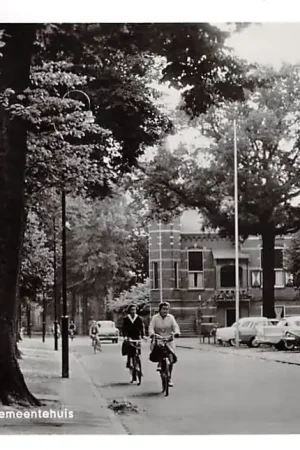 Oisterwijk Lind met Gemeentehuis 1962 HC17729 Ostatnia szansa