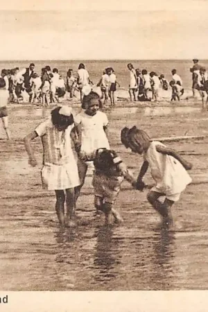 Hoek van Holland Pootje Baden aan het strand HC17348 Autentyczny