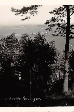 Berg en Dal Gezicht op kerkje Persingen Nijmegen Prachtige Newo fotokaart HC17230 Wysoka jakość