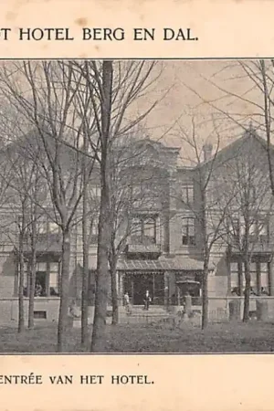 Oferta Berg en Dal Groot Hotel Entree van het hotel 1901 Nijmegen HC17222