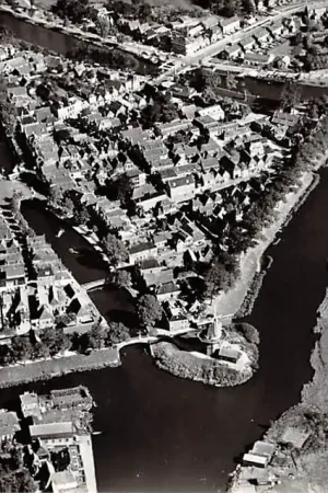 Najlepsza cena Dokkum in vogelvlucht 1961 KLM Luchtfoto no. 49946 HC17292