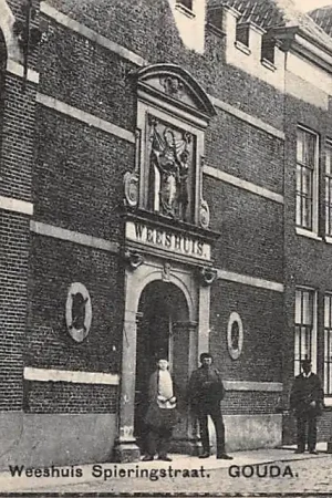 Gouda Spieringstraat Weeshuis Gompers HC17107 Premium