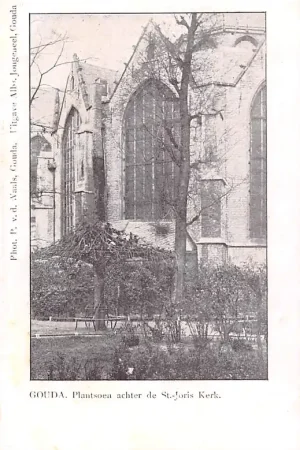 Popularny Gouda Plantsoen achter de St. Joris = St. Jans Kerk HC17037