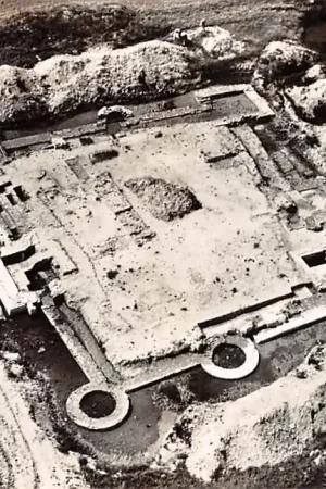 Premium Baarland Borssele Opgraving Kasteel Hellenburg KLM Luchtfoto 1958 HC16901