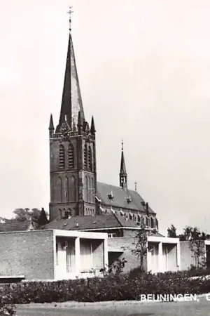 Rabat Beuningen bij Nijmegen Gezicht op de R.K. Kerk HC16799