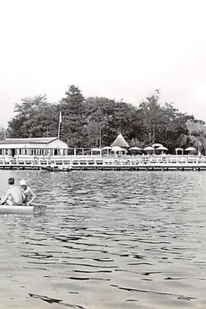 Reeuwijk Reeuwijkse Plassen Restaurant Cafe zwembad Elfhoeven HC16304 Nowość