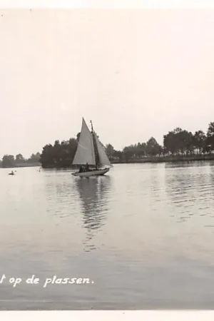 Reeuwijk Gezicht op de plassen met zeilboot Fotokaart 1933 HC16289 Autentyczny