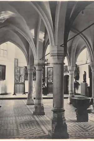 Utrecht Kapel van het St. Agnietenklooster thans Aaartsbisschoppelijk Museum Fotokaart HC16156 Premium