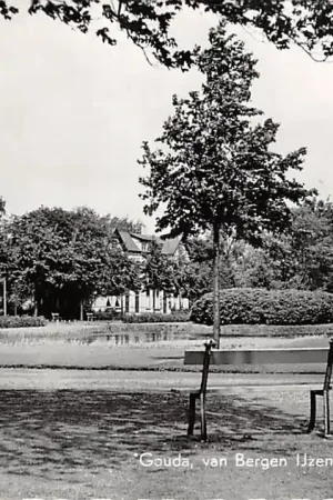 Gouda Van Bergen IJzendoorn Park Nieuw gedeelte 1958 HC15826 Darmowa dostawa