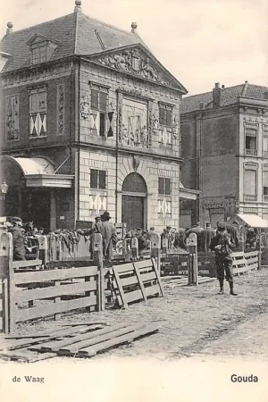 Gouda Veemarkt voor de Waag Hotel De Zalm Gompers HC15770 Oferta