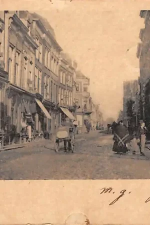 Najlepsza cena Gouda Hoogstraat Kleiweg met onafgebouwde R.K. Kerk 1900 HC15763