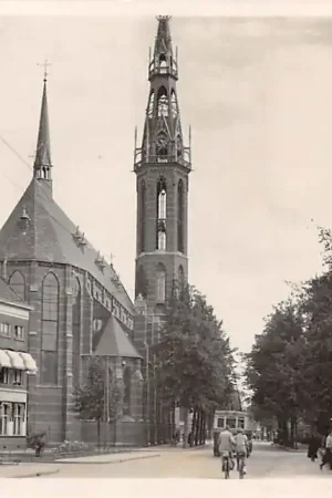 Groningen Rademarkt met Kerk en Trolley bus 1941 HC14778 Wyprzedaż
